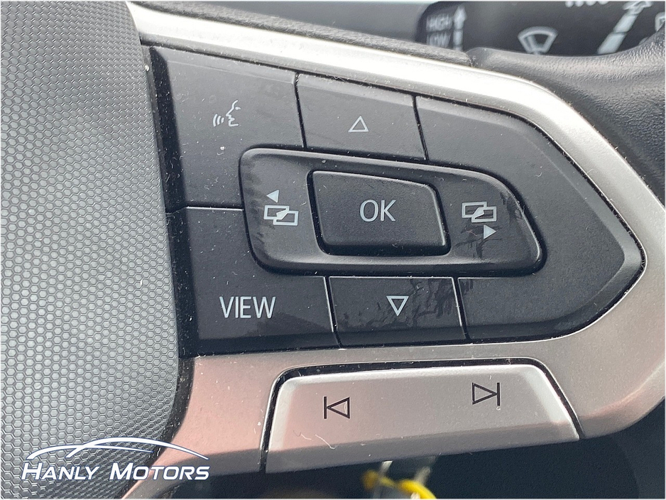 2023 Volkswagen T-Roc LIFE 2.0 TDI MANUAL 6SPEED FWD 116HP 5 €30,950