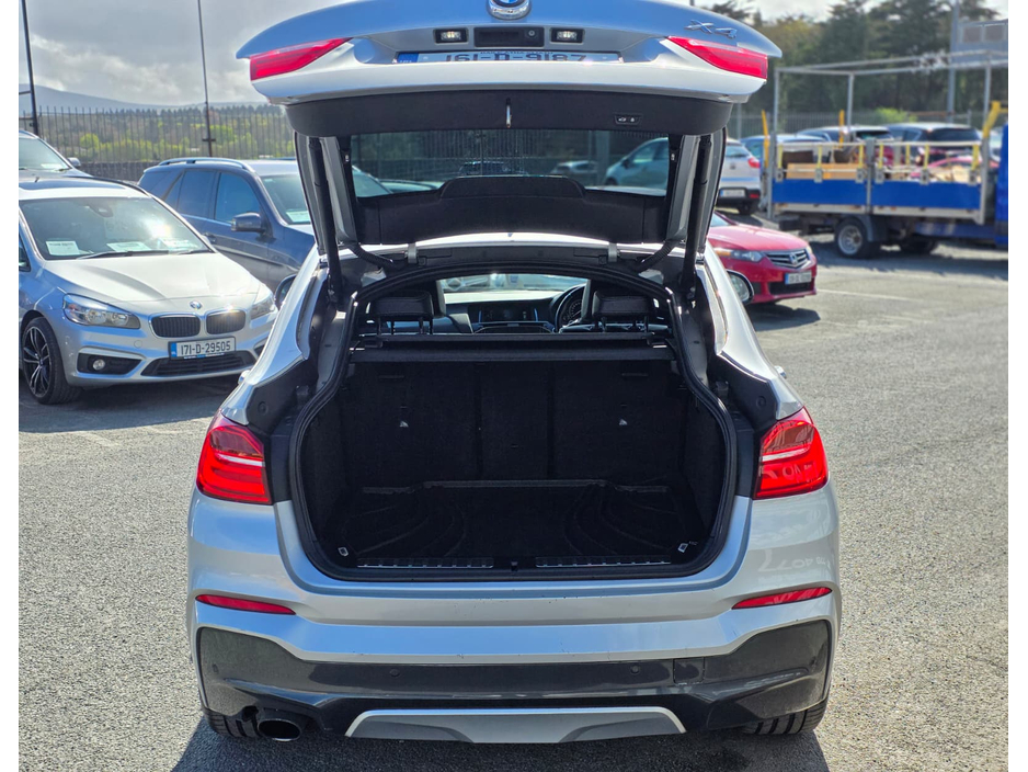 2016 BMW X4 - image 24
