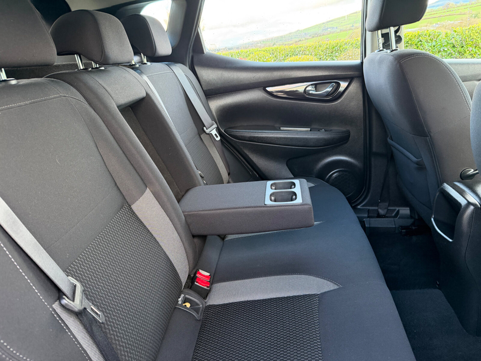 2019 Nissan Qashqai - image 13