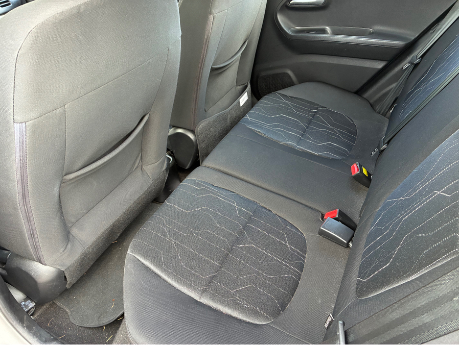 2015 Kia Picanto - image 9