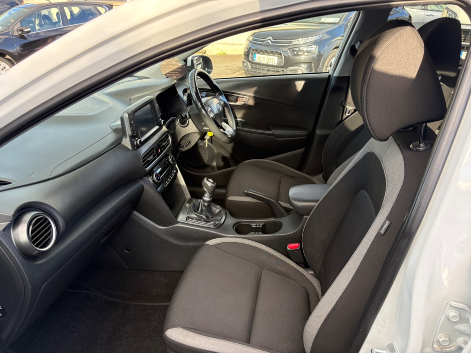 2018 Hyundai Kona - image 13