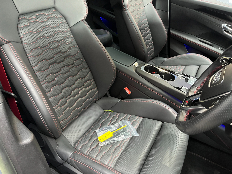 2023 Audi e-tron GT quattro - image 14