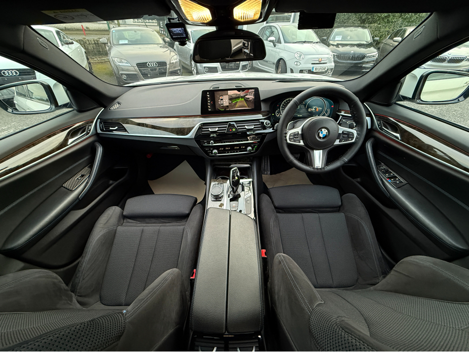 2017 BMW 5 Series M-SPORTS SUNROOF HUGE SPEC // STUNNING CAR €26,950