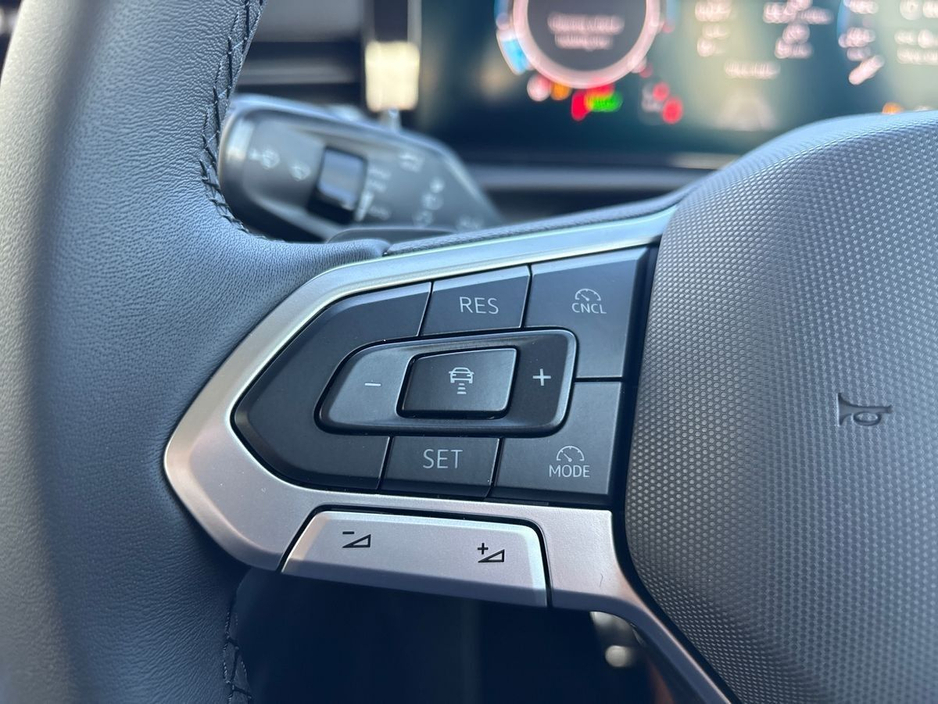 2026 Volkswagen T-Roc - image 15