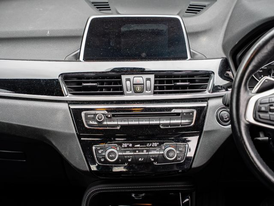 2018 BMW X1 - image 6