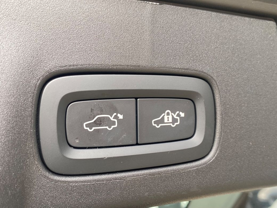 2023 Volvo V90 T6 Dark Plus Recharge AWD Auto (PHEV) €47,900