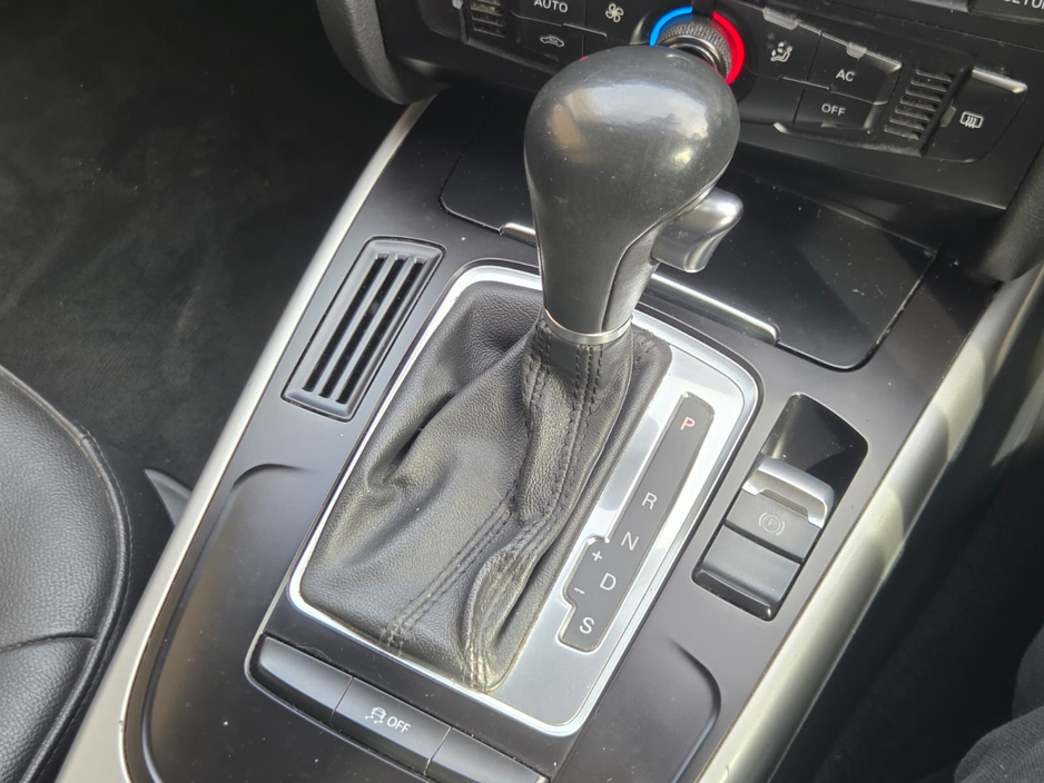 2011 Audi A5 - image 21