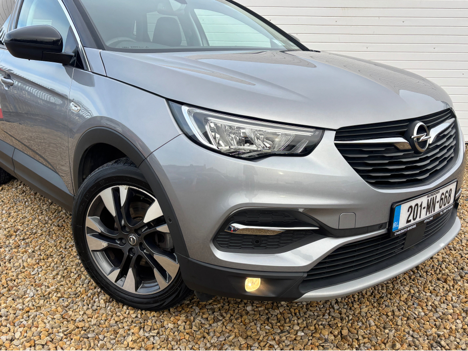 2020 Opel Grandland X - image 5