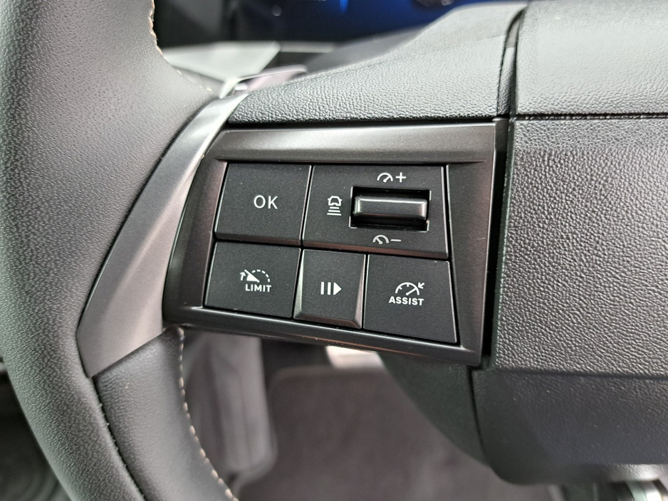 2025 Opel Mokka - image 24