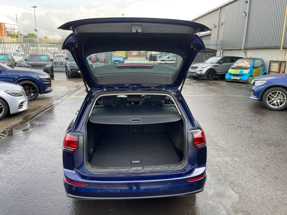 2022 Volkswagen Golf 2.0 TDI Life Estate 5dr Diesel Manual Euro 6 (s/s) (115 ps)