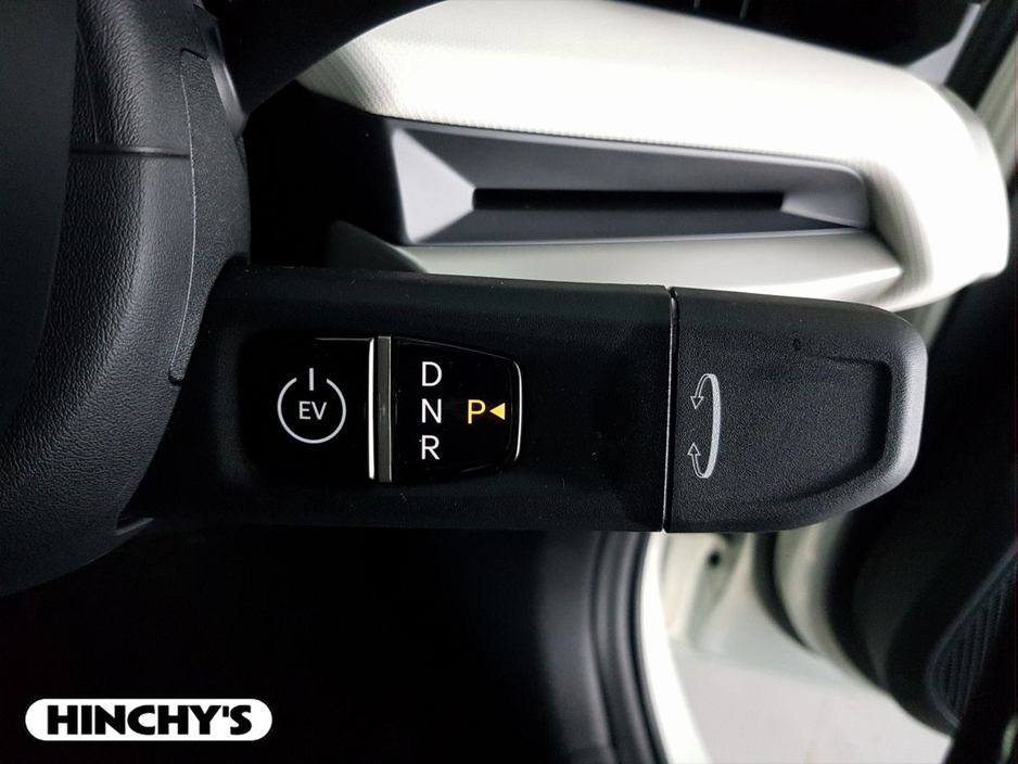 2026 Kia EV4 - image 11