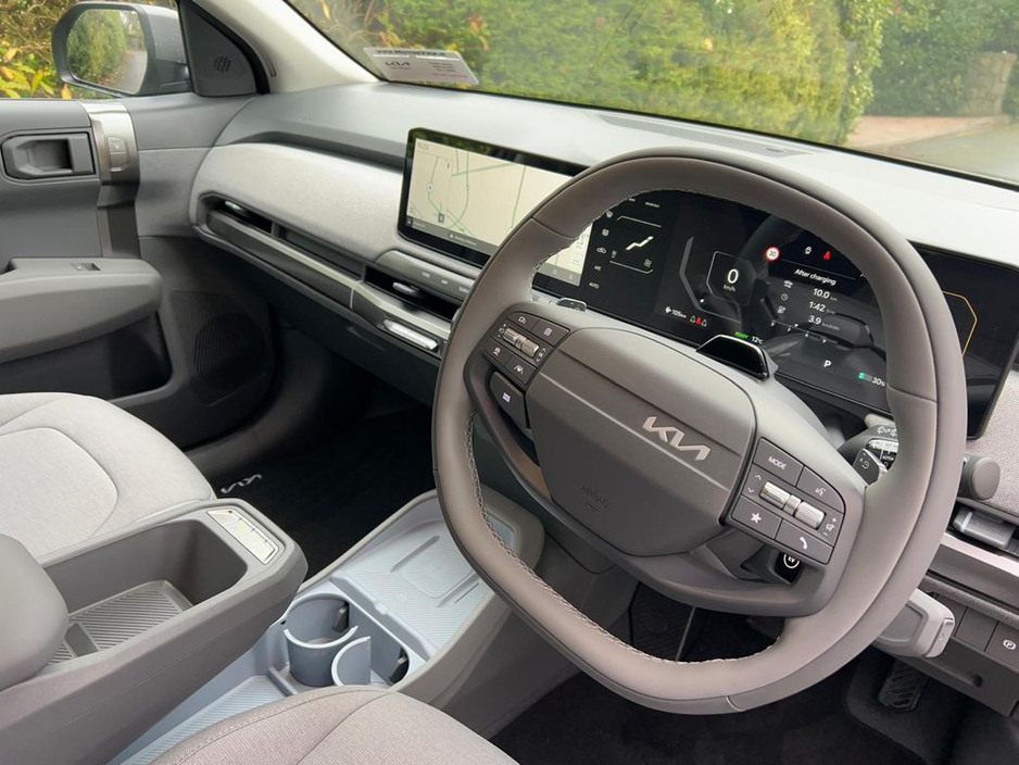 2026 Kia EV3 Order now 261 *Earth 2 up to 436 km range, Led HeadLights, sat nav radio, 7 YEAR WARRANTY, Reversing Camera, Parking Sensors, wireless charger €38,700