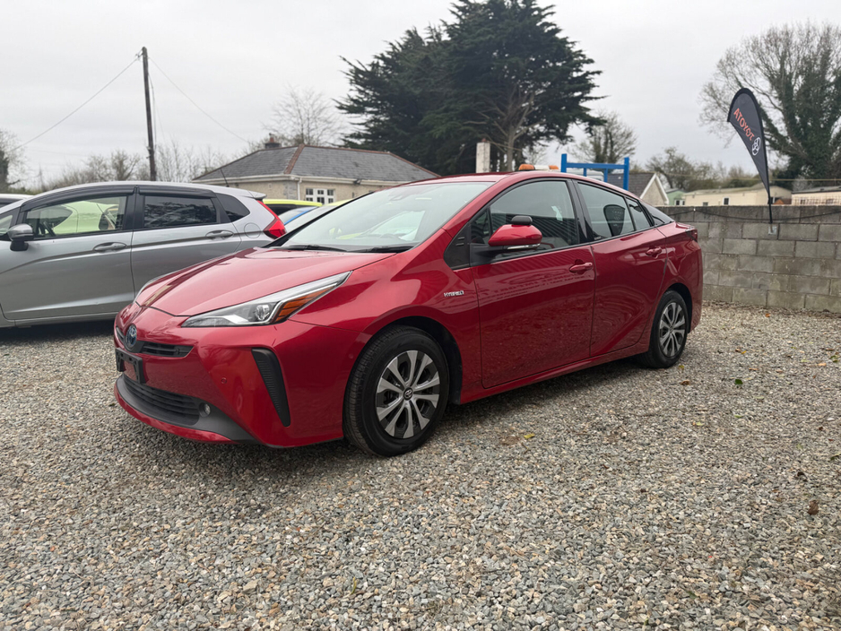 2019 Toyota Prius - image 3