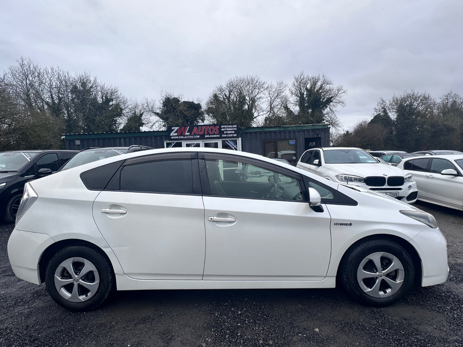 2014 Toyota Prius 1.8 Hybrid €9,750