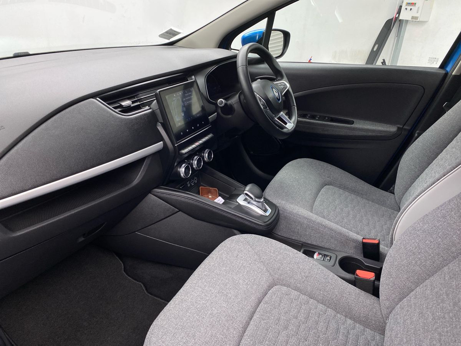 2021 Renault Zoe - image 2