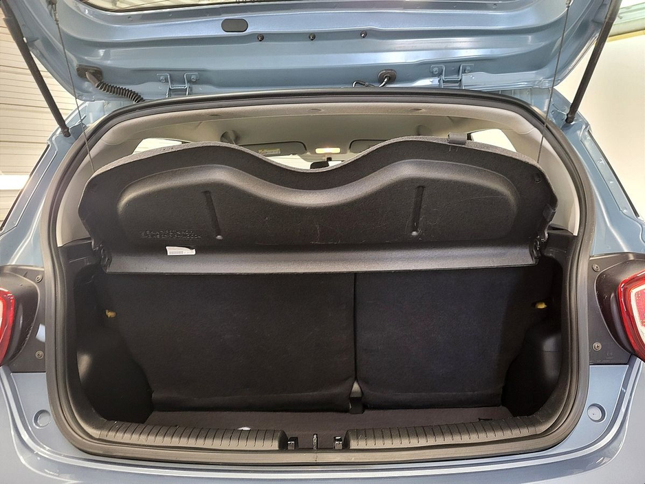 2019 Hyundai i10 - image 9