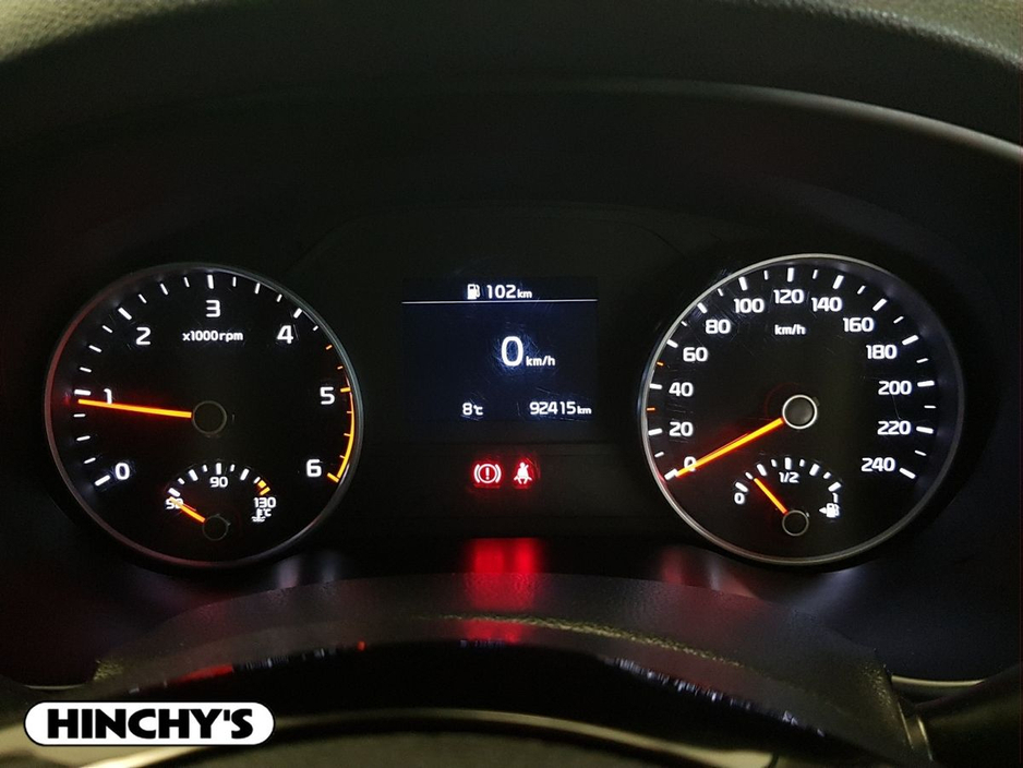 2021 Kia Sportage - image 23