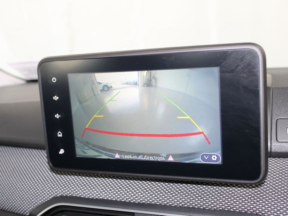 2023 Dacia Sandero - image 17