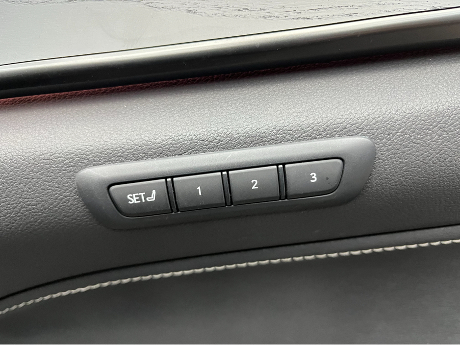 2023 Lexus NX 350h - image 13