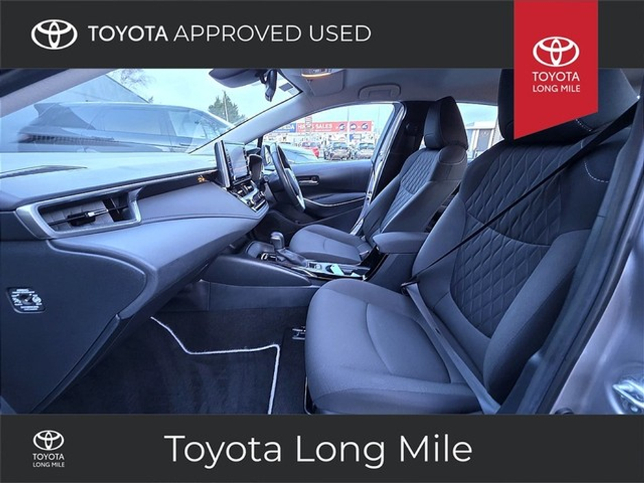 2022 Toyota Corolla 1.8 Hybrid Luna Saloon 4dr €25,949