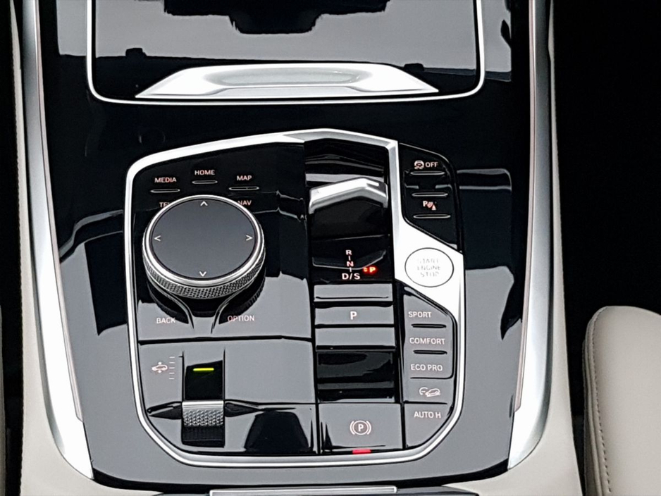 2024 BMW X7 xDrive40d M Sport €149,995