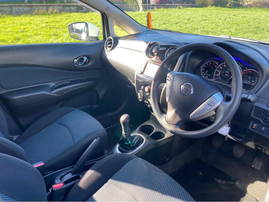 2013 Nissan Note - image 11