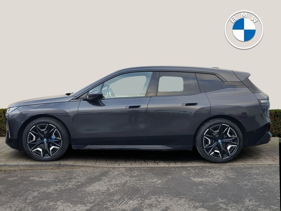 2023 BMW iX xDrive40 M Sport €57,995
