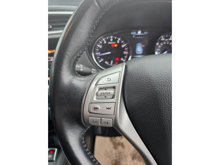 2016 Nissan Qashqai - image 17