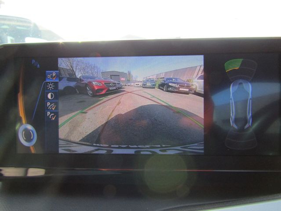 2016 BMW i8 - image 26