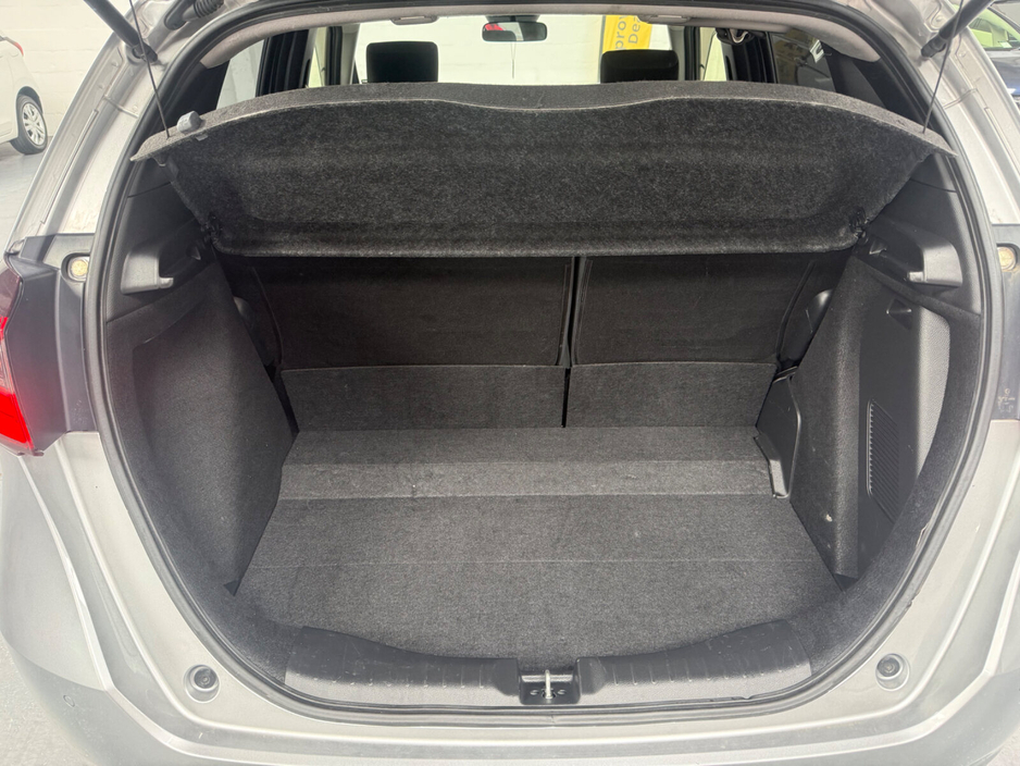 2020 Honda Fit - image 26