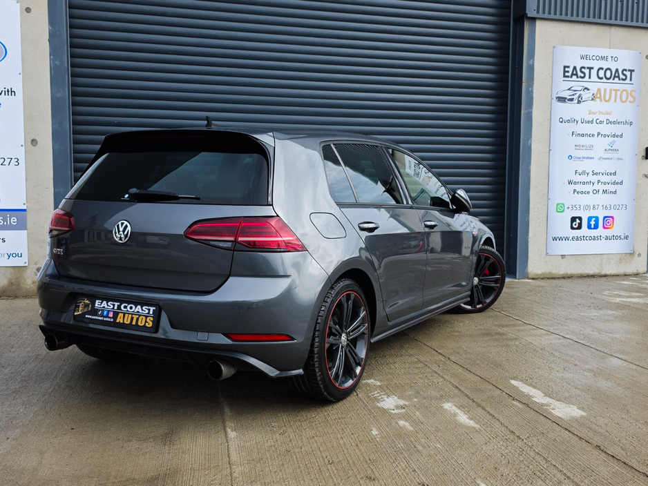 2018 Volkswagen Golf - image 14