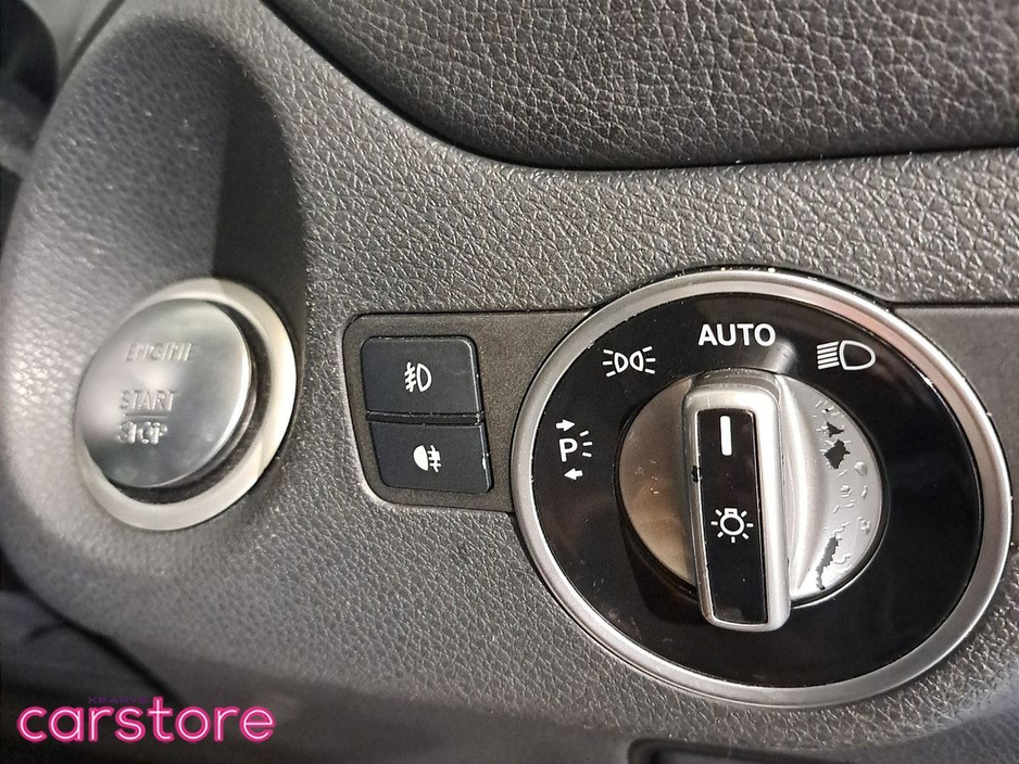 2016 Mercedes-Benz GLA Class - image 18