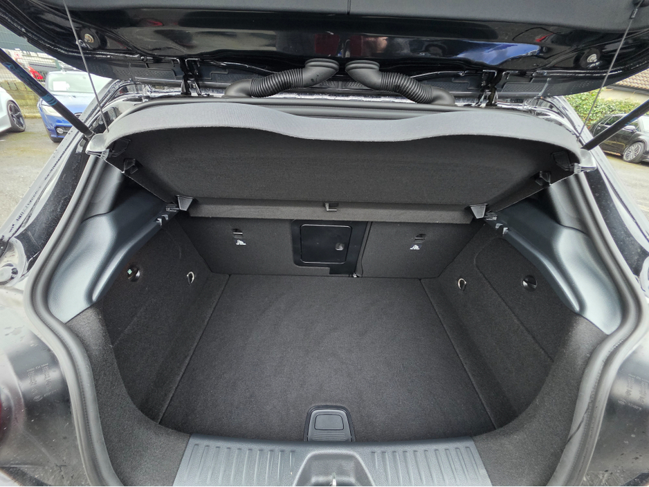 2015 Mercedes-Benz A Class - image 11