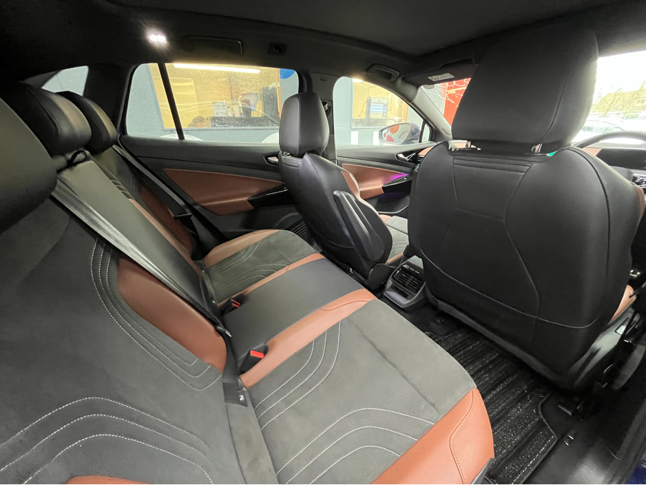 2022 Volkswagen ID.4 - image 14