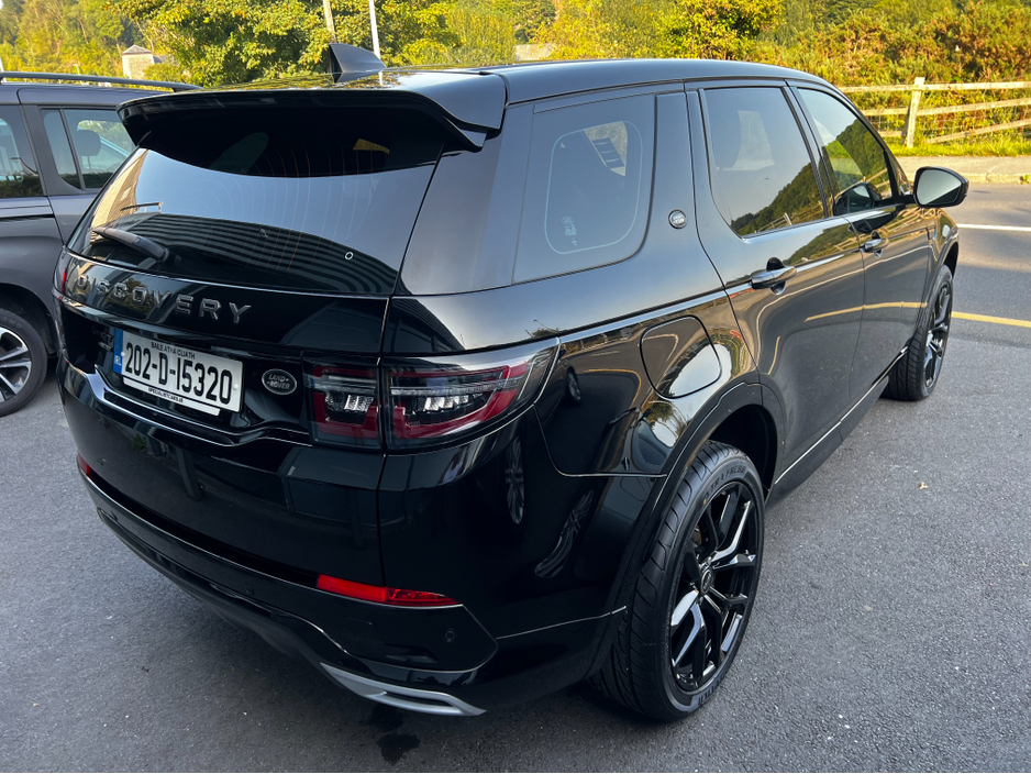 2020 Land Rover Discovery Sport - image 9