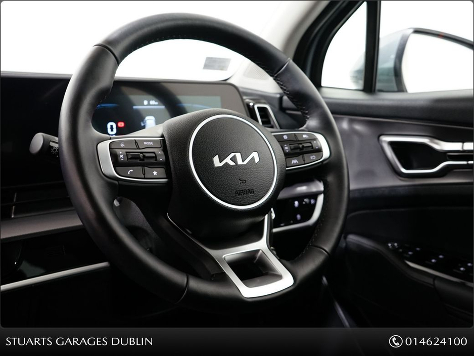 2025 Kia Sportage - image 14