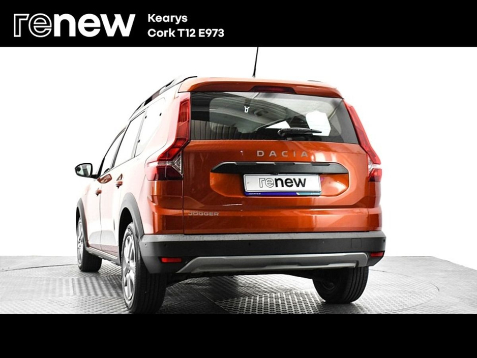 2022 Dacia Jogger Comfort TCe 110 €19,900