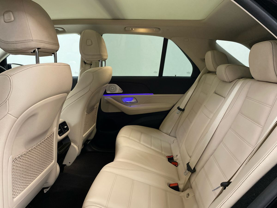 2024 Mercedes-Benz GLE Class - image 4
