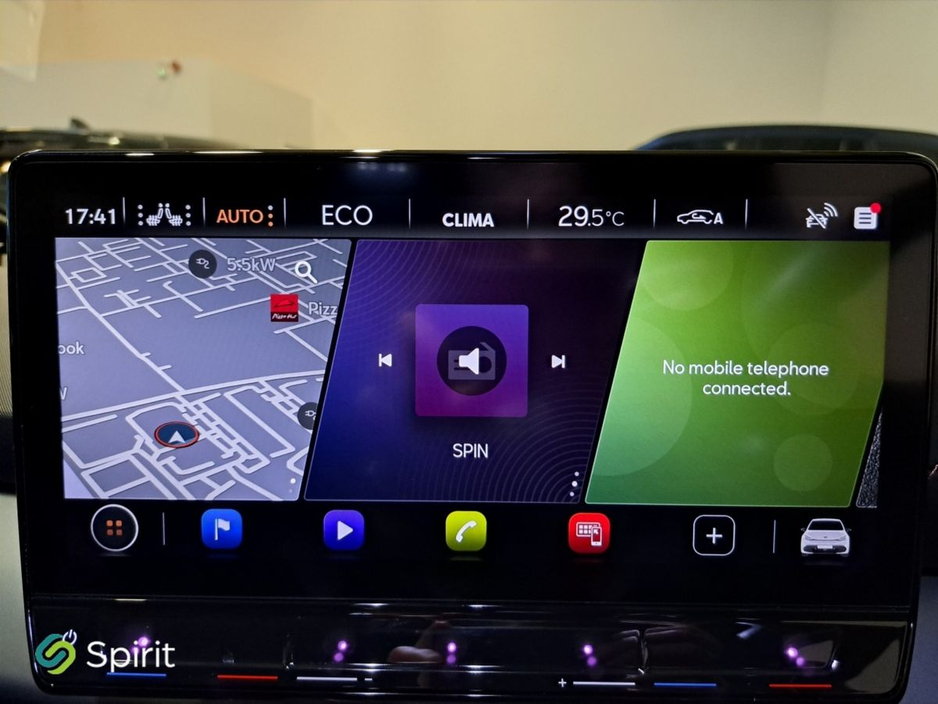 2024 Cupra Born - image 10