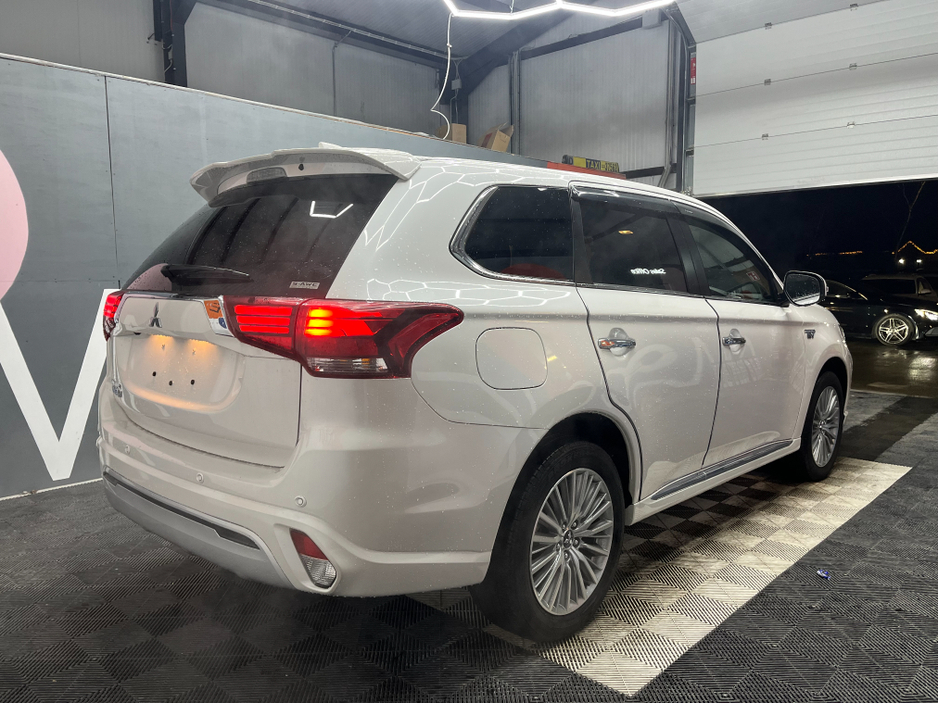 2019 Mitsubishi Outlander €23450! 2019 MITSUBISHI OUTLANDER PHEV G 2.4 AUTOMATIC / ELECTRIC HEATED SEATS / CRUISE CONTROL €23,450