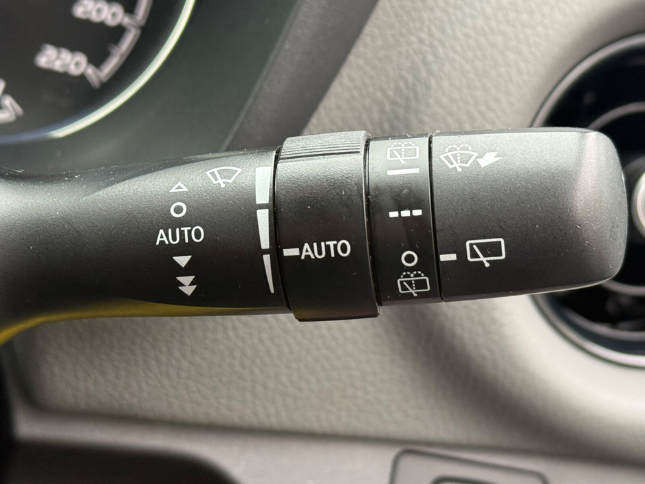 2019 Toyota Yaris 1.0 VVT-i 5Dr Luna