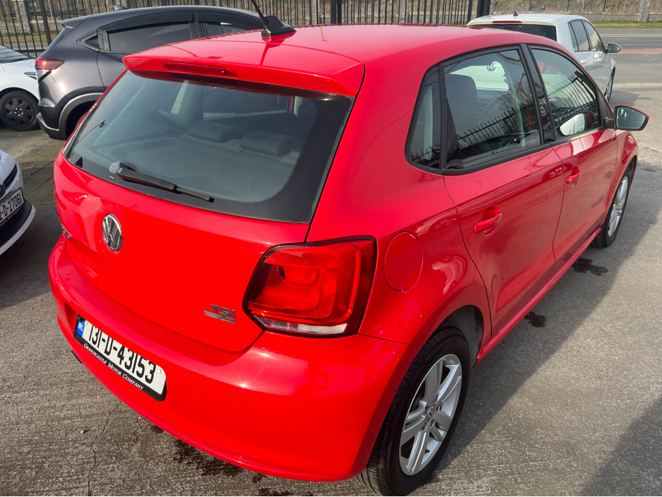 2013 Volkswagen Polo - image 7