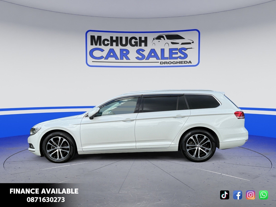 2016 Volkswagen Passat - image 9