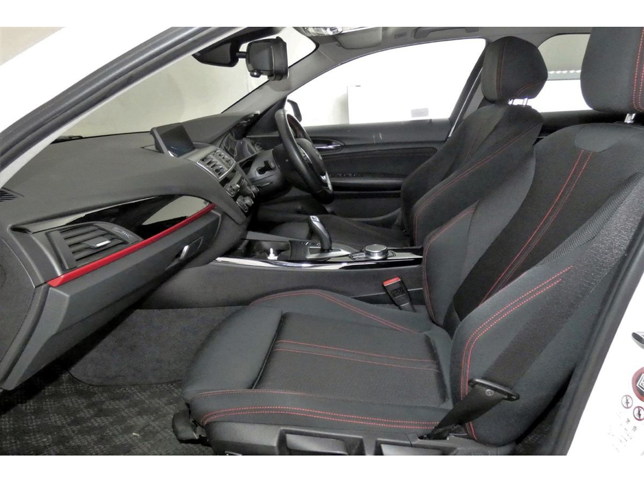 2017 BMW 1 Series - image 15