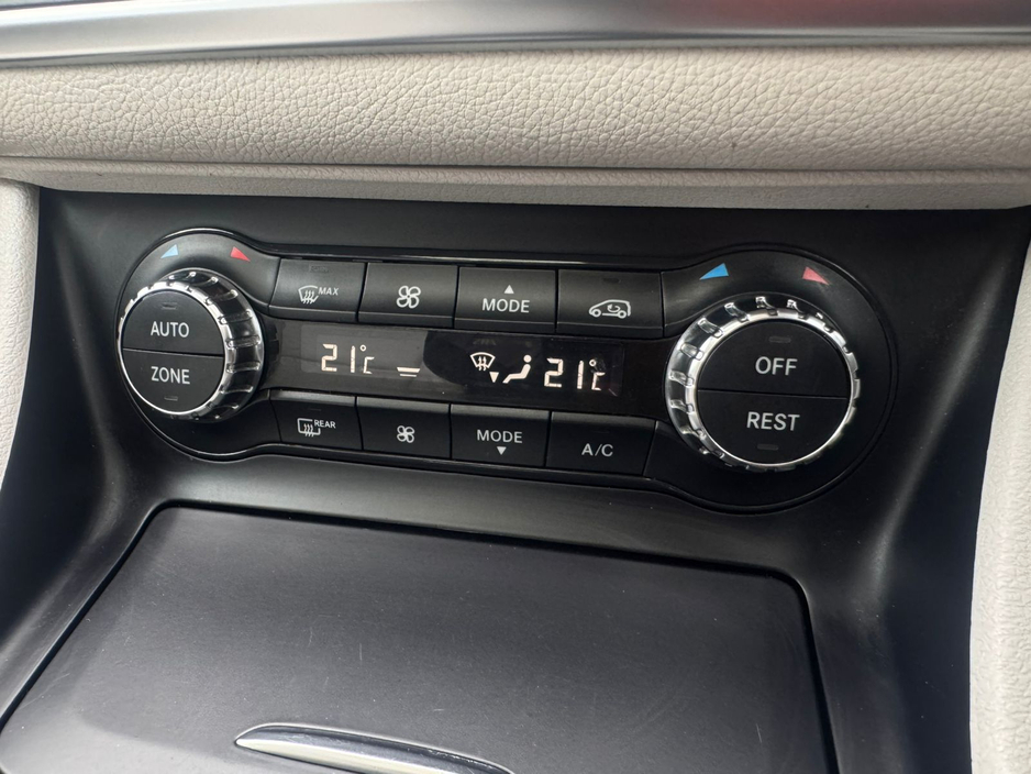 2016 Mercedes-Benz GLA Class - image 31