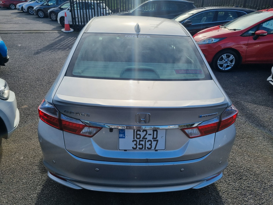 2016 Honda Grace - image 23