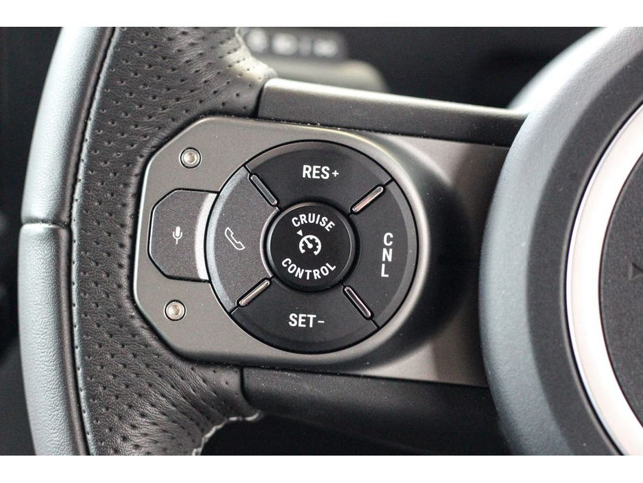 2023 INEOS Grenadier FIELDMASTER 2 SEAT COMMERCIAL