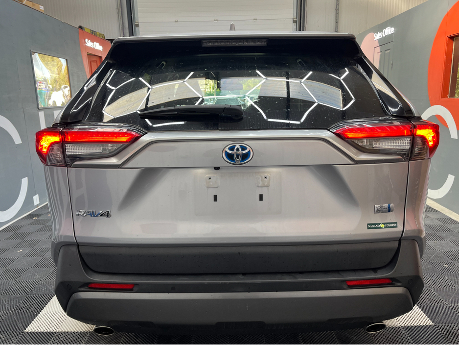 2021 Toyota Rav4 - image 3