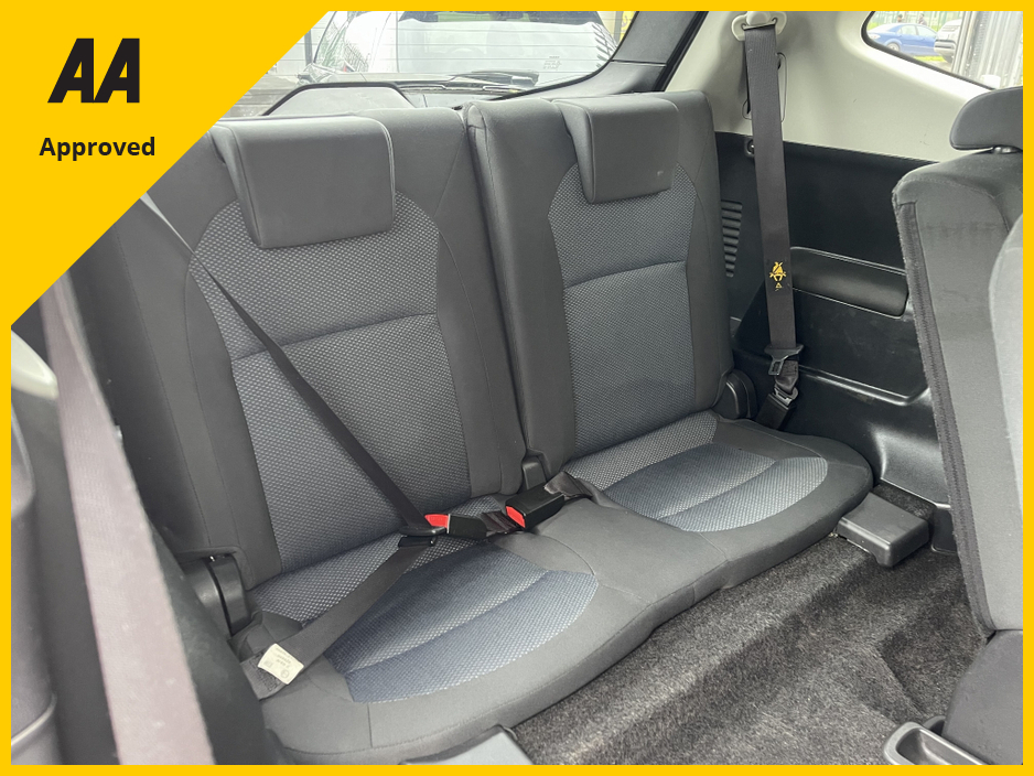 2014 Nissan Qashqai +2 QASHQAI+2 1.5 + 2 XE 4DR €5,750