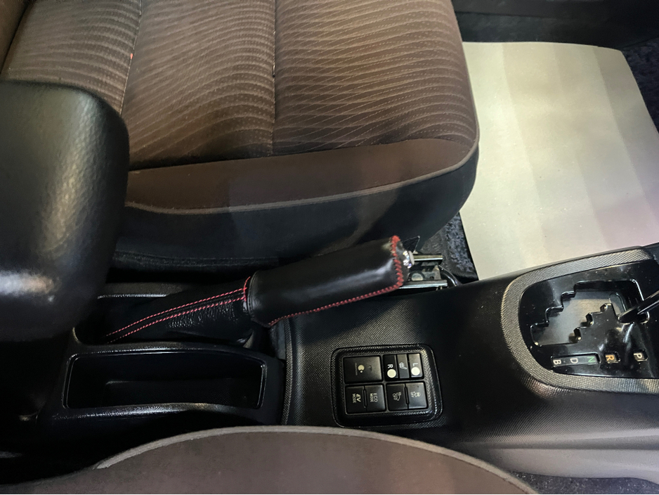 2016 Toyota Aqua 2016 hybrid auto €10,995